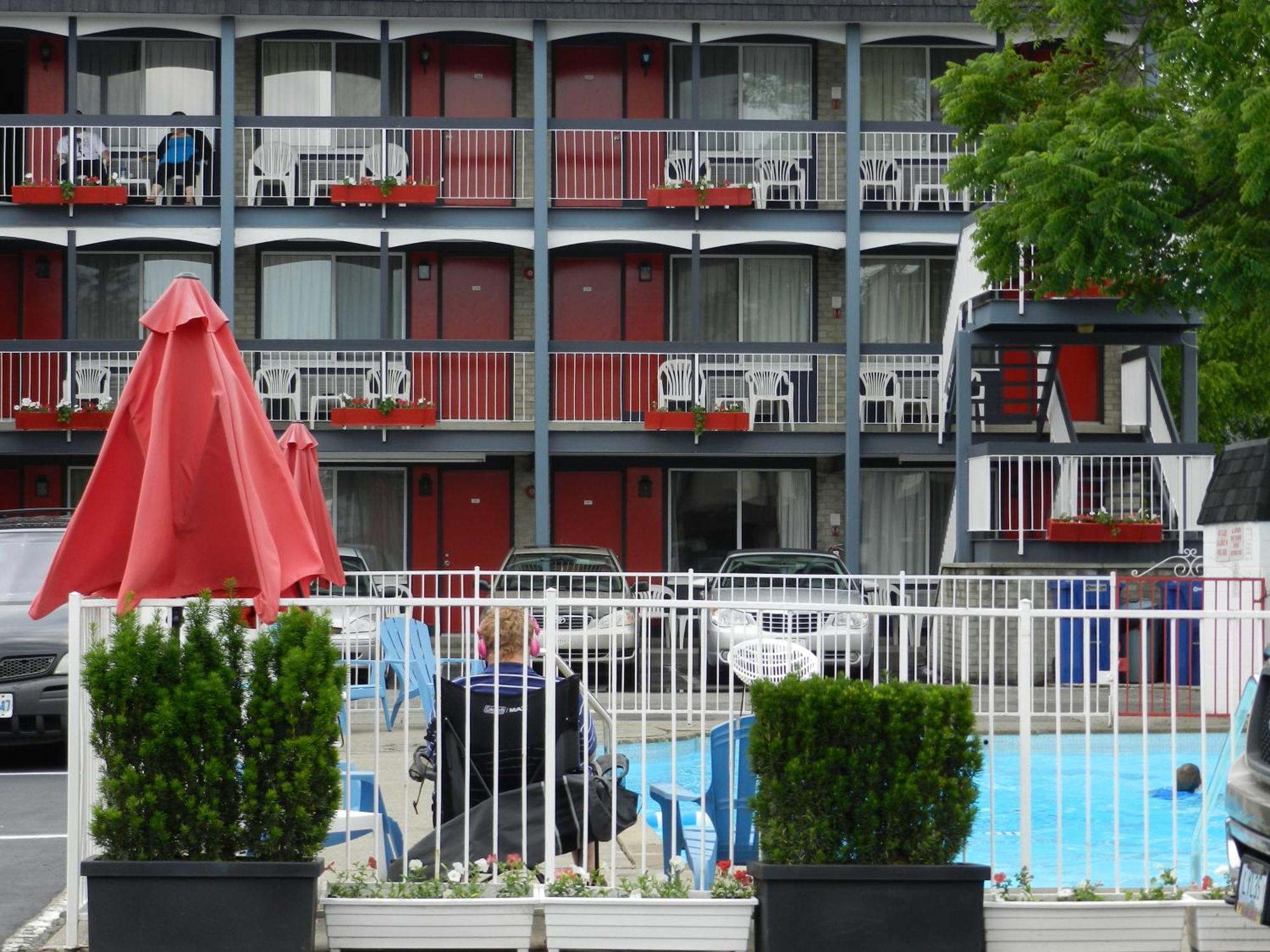 Motel Kings Near The Falls